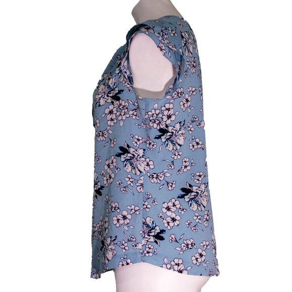 Ann Taylor Blue Floral Blouse sz m - Picture 2 of 5